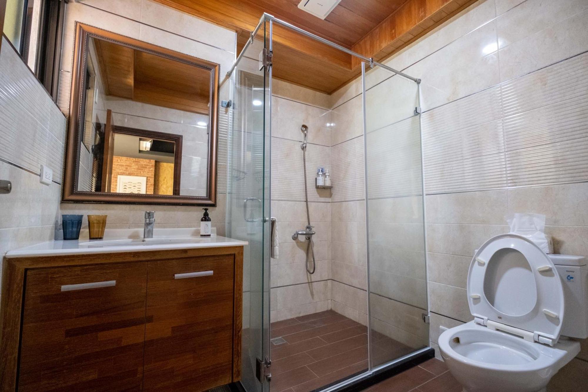 Huzi Room Tainan Zewnętrze zdjęcie